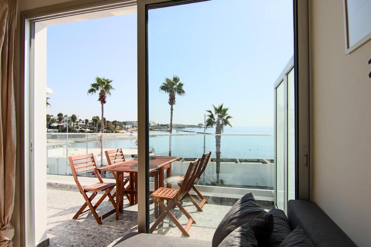 Phaedrus Living Seaview Modern Flat Lighthouse 52 Apartment Paphos Bagian luar foto