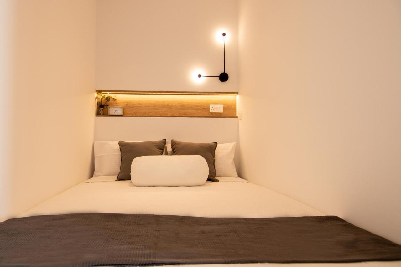 Phaedrus Living Seaview Modern Flat Lighthouse 52 Apartment Paphos Bagian luar foto