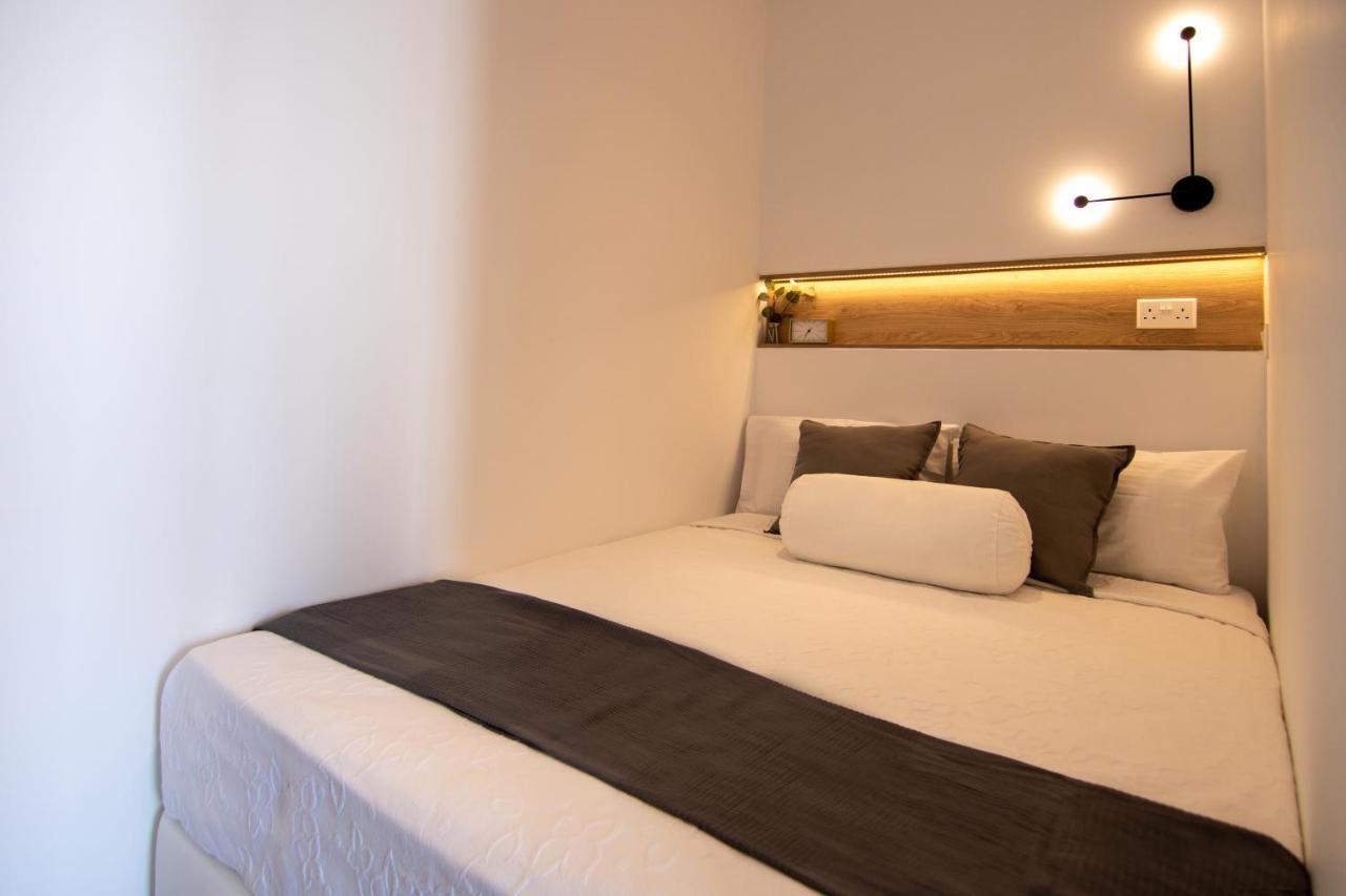 Phaedrus Living Seaview Modern Flat Lighthouse 52 Apartment Paphos Bagian luar foto