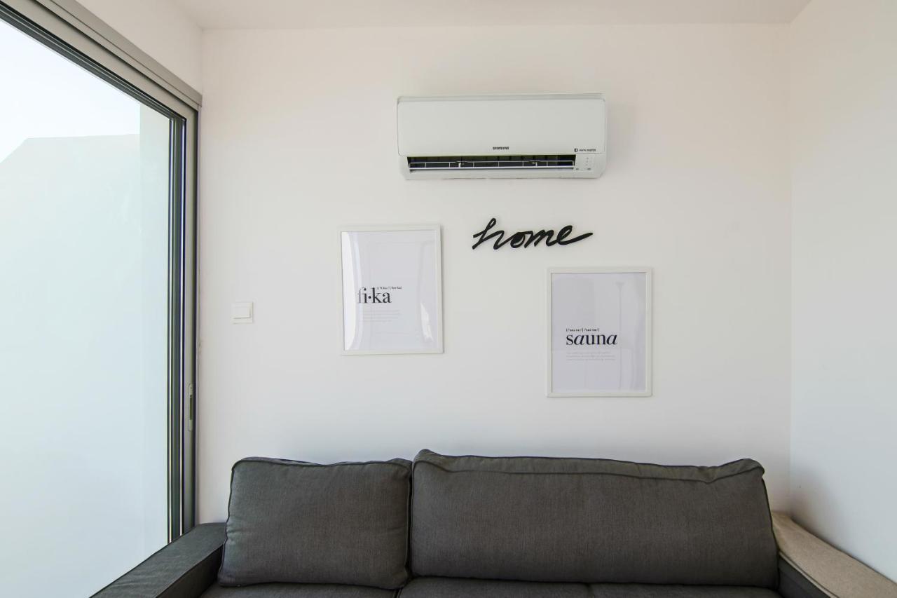 Phaedrus Living Seaview Modern Flat Lighthouse 52 Apartment Paphos Bagian luar foto
